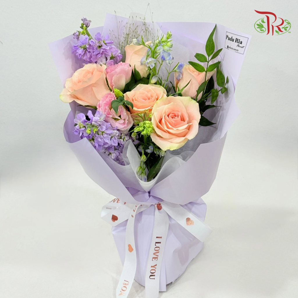 Signature Weekly Flower Bunch - Whisper of Blush Serenity (Medium Bunch)