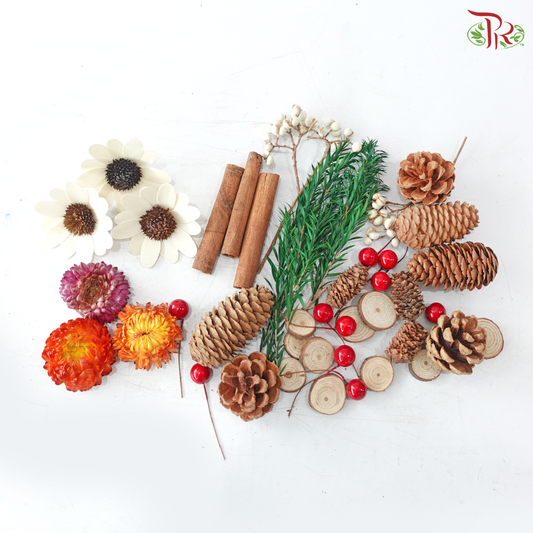 Multicoloured Dried Fruit Mix (Per Pack) (Random Mix)