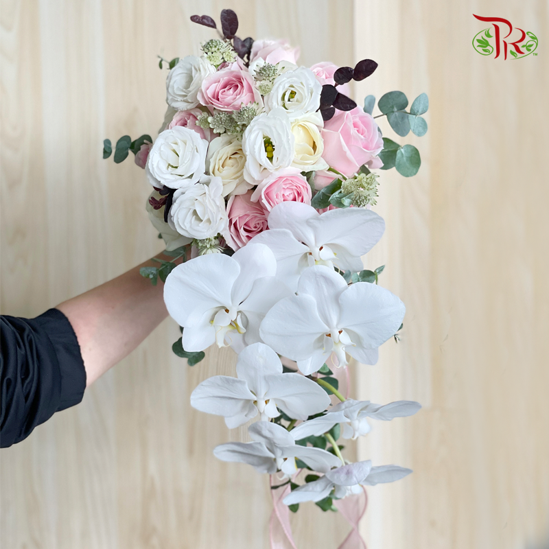 Bridal Bouquet- Phalaenopsis White With Pink Roses - Pudu Ria Florist