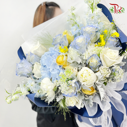 Grand Bouquet Arrangement In Blue With Touch Of Yellow  (L Size)