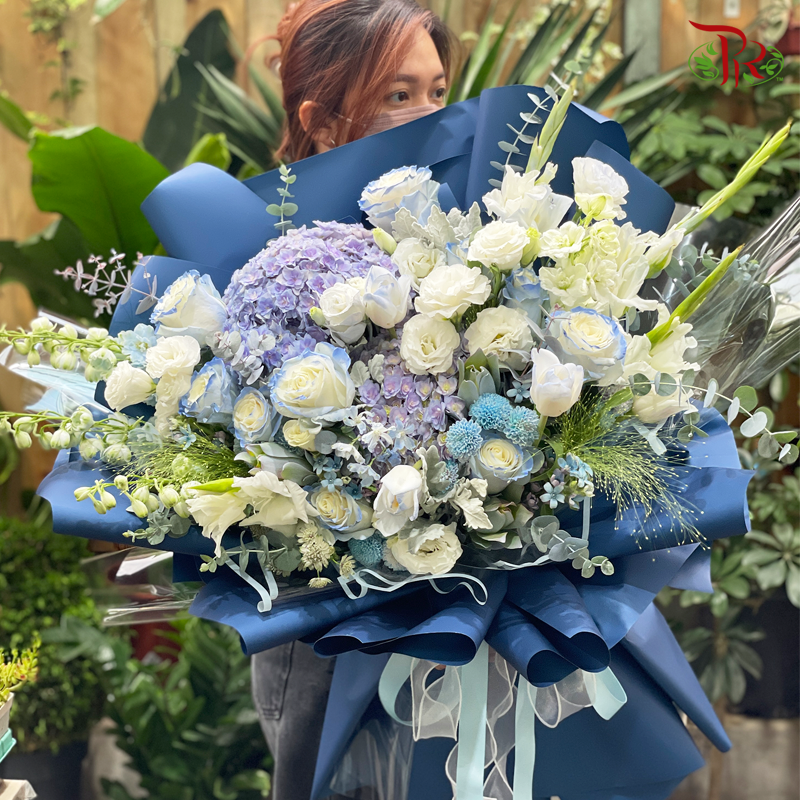 Premium Assorted Flower Bouquet In Blue (XL  size)