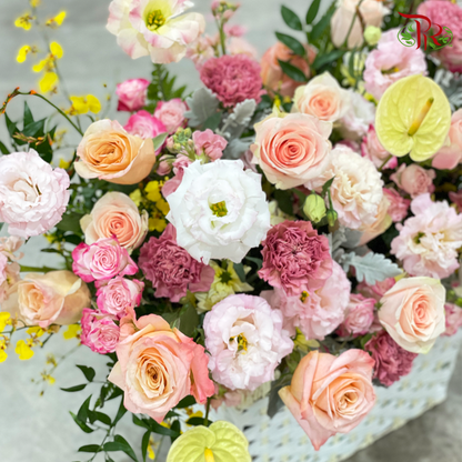 Delightful Peach Pink Basket Arrangement (XL size) - Pudu Ria Florist