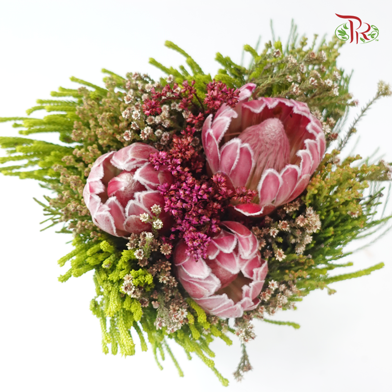 Safari Premium Bouquet (Carousel / Hybrid) - #35 (Per Bunch)