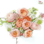 Signature Weekly Flower Bunch - Vanilla Peach Cloud (Medium Bunch)