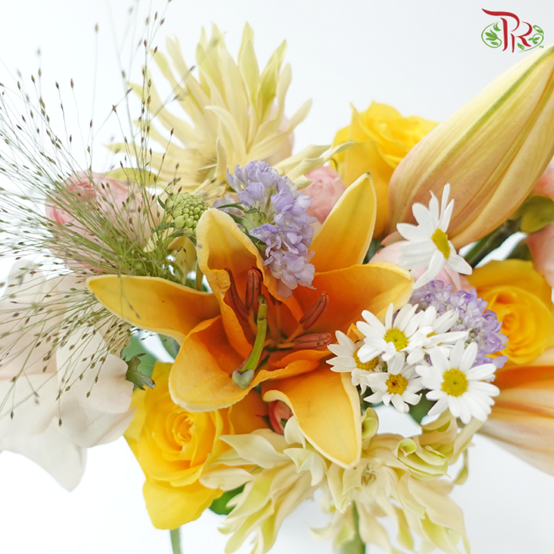Signature Weekly Flower Bunch - Jade Garden Auspice 玉庭呈祥 (Big Bunch)