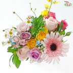 Signature Weekly Flower Bunch - Blooming Garden Tale (Medium Bunch)