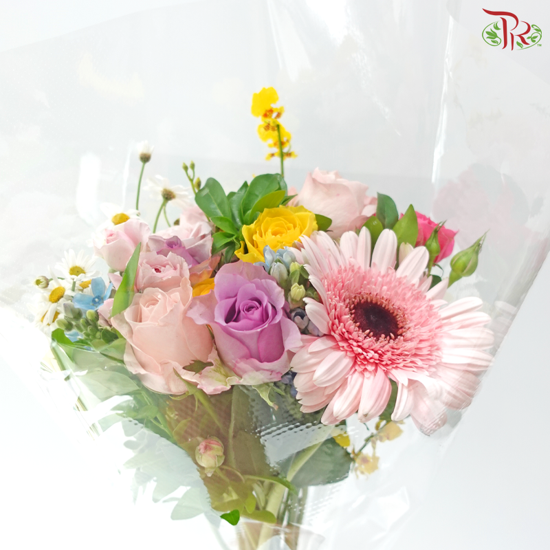 Signature Weekly Flower Bunch - Blooming Garden Tale (Medium Bunch)