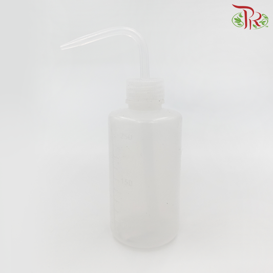 Watering Squeeze Bottle (250ml)