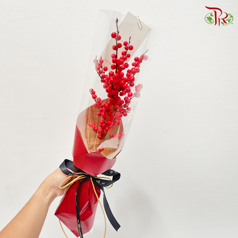 Mini Christmas Ilex Bouquet (S size) - Pudu Ria Florist