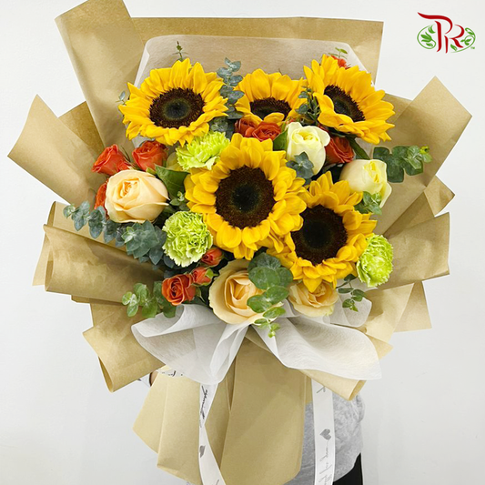 Congratulations On Graduation Hand Bouquet (M size)-Pudu Ria Florist-prflorist.com.my