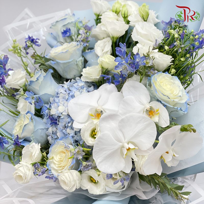 Grand Bouquet Arrangement- Phalaenopsis Orchid In White (L Size)-Pudu Ria Florist-prflorist.com.my