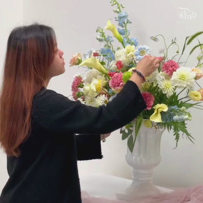 White Antique Pot Arrangement With Elegance Flowers (XL)