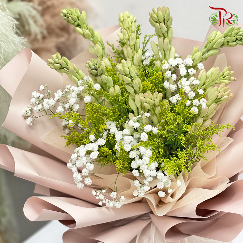 Tuberose Hand Bouquet (M size)-Pudu Ria Florist-prflorist.com.my