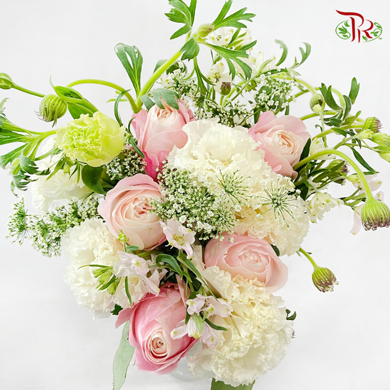 Signature Weekly Flower Bunch - Soft Hues of Nature (Medium Bunch)