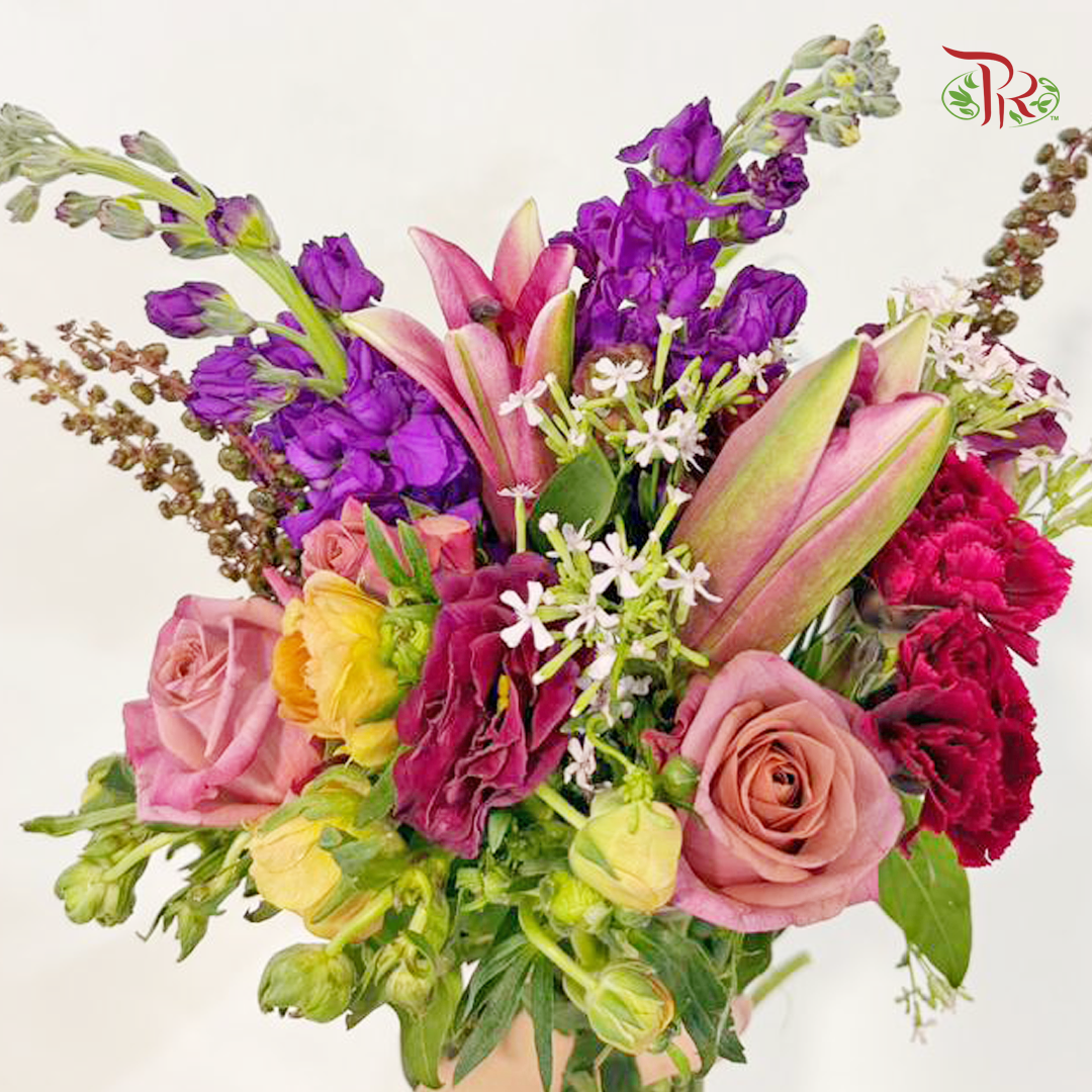 Signature Weekly Flower Bunch - Ember Petals (Medium Bunch)